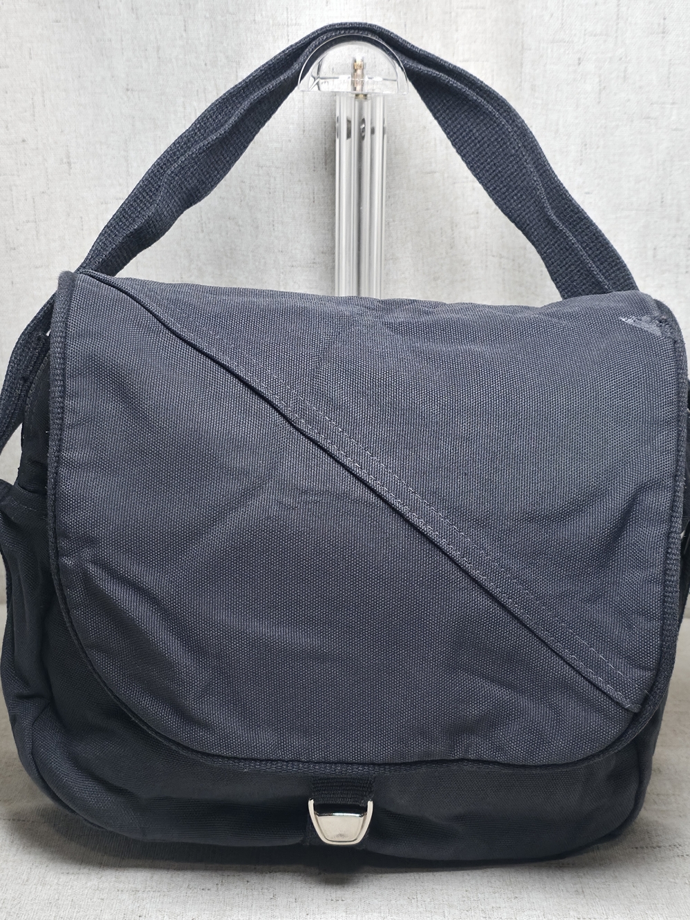 Men's Navy Canvas Messenger Bag - Classic Everyday Carry